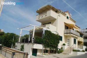 Apartments Villa Lili Lovetovo, Водице