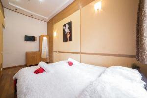 1 Bedroom Apartment Shevchenka 36, Львов