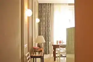 b&b Carini 58, Рим