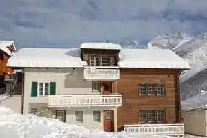 Mellig Apartments, Саас-Грунд