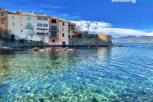 Maisonnette Antelissa à 3 Minutes en Voiture des Plages et du Centre Ville, Сен-Тропе