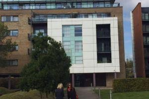 Cardiff Bay Studio with Gym, Кардифф