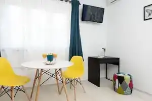 Studio Apartment Gina, Трогир