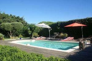 Lavish Holiday Home in Saint-Tropez with Pool, Сен-Тропе