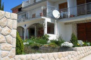 Two-Bedroom Apartment Crikvenica 7, Цриквеница