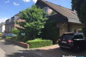 Düsseldorfer Privatzimmer, Дюссельдорф