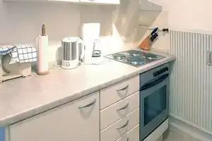 Vacation Apartment in Friedrichshafen 9529 2 Br Apts by RedAwning, Фридрихсхафен