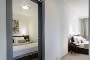 Hotel No 20, Гюмбет