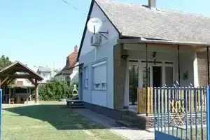 Holiday Home Balatonmariafurdo, Lake Balaton 12, Балатонкерестур