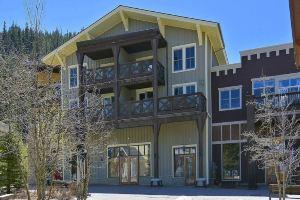 Base Village Loft 110 3 Bedroom Holiday Home by Winter Park Lodging Co, Винтер-Парк