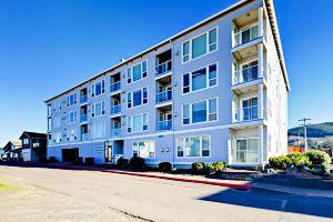 N Pacific Unit 47 - 2 Br Condo, Рокуэй-Бич