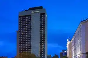 Sheraton Lisboa Hotel & Spa, Лиссабон