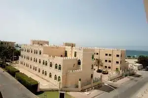 Beach Bay Hotel, Маскат