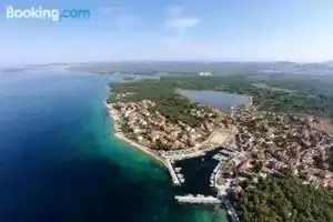 Apartments with a Parking Space Zablace, Sibenik - 4219, Шибеник