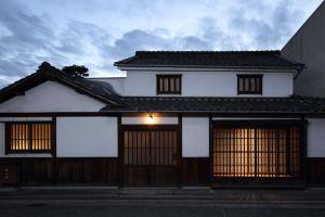 Toutou Onzaki Machiya No Yado, Курасики