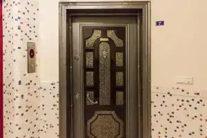 Cihan Apart, Махмутлар