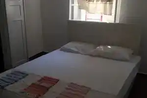 Dedem'in Pansiyon, Айвалык