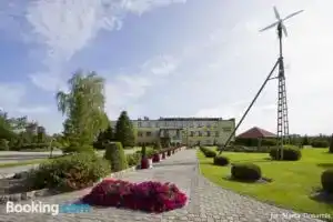 Отель «Ośrodek Wypoczynkowy Jaskier Łeba», Леба