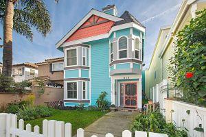 Huntington Beach Studio Blocks to the Beach and Downtown Studio Bedroom Apts by Redawning, Хантингтон-Бич