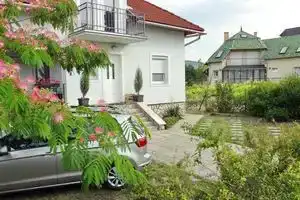 Albizia Apartments, Балатонфюред