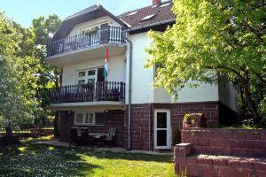 Apartment Balatonalmadi 8, Балатональмади