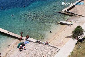 Apartments and Rooms by the Sea Rab - 12616, Раб