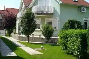 Caty Vendégház, Хайдусобосло
