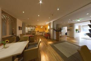 City Hotel Düsseldorf, Дюссельдорф
