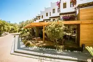 Green Beach Resort, Ялыкавак