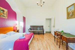 Via Italia AP1054 by Riviera Holiday Homes, Ницца