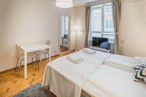 Kotimaailma Helsinki - Eerikinkatu 25 C 45, Хельсинки