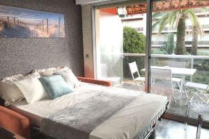 Studio 149 Seaview, Ницца