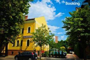 BL Luxus Apartman, Сегед