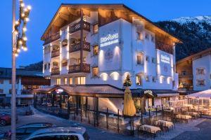Hotel «des Alpes», Замнаун
