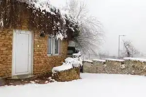 Best View Small House Free Parking Self Check-IN, Будапешт
