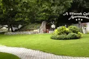 A Mecsek Gyongye Apartmanhaz, Печ