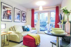 Tudors ESuites City Center Apartment, Бирмингем