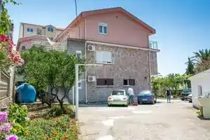 Apartments Stefan, Бечичи