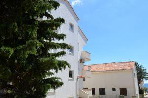 Apartment Zrinka, Новаля