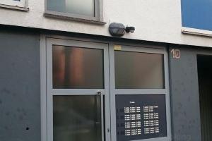 Sonniges Modernes Appartement Höhenberg, Кёльн