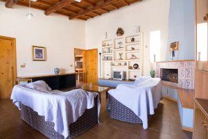 Delfino1 CaseSicule, Nice Apartment with Terrace, Sand Beach at 70 mt, Wi-Fi, Поццалло