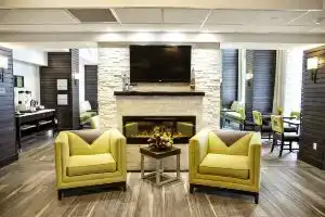 Апарт-отель «Kitchener Inn & Suites», Китченер