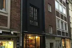 Square Rooms 8, Дюссельдорф
