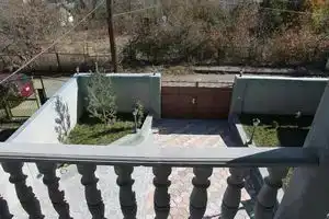 Bari House 10, Цахкадзор