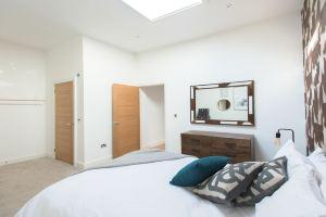 The White Wood Forest - Jewellery Quarter 3Bdr Home, Бирмингем