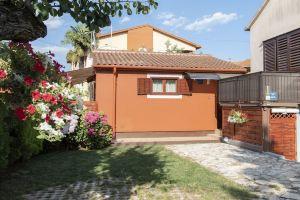 - 1 1 |Studio Erin in Rovinj - 1 Br Apts, Ровинь