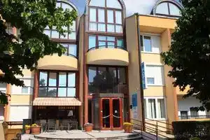 Hotel «Napsugar», Хевиз