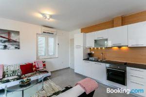 Apartment Zdravko A4, Крк