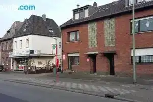 Neuss-Nord, Карст