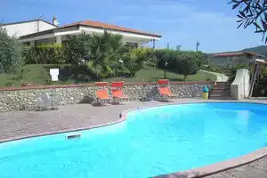 Ферма «Agriturismo Seaview», Капо-Ватикано